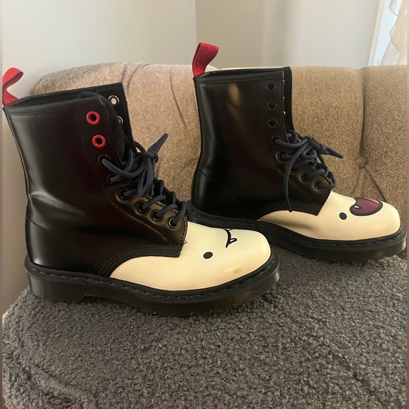 NWOT Rare Adventure Time x Dr. Martens Boot - Picture 3 of 11